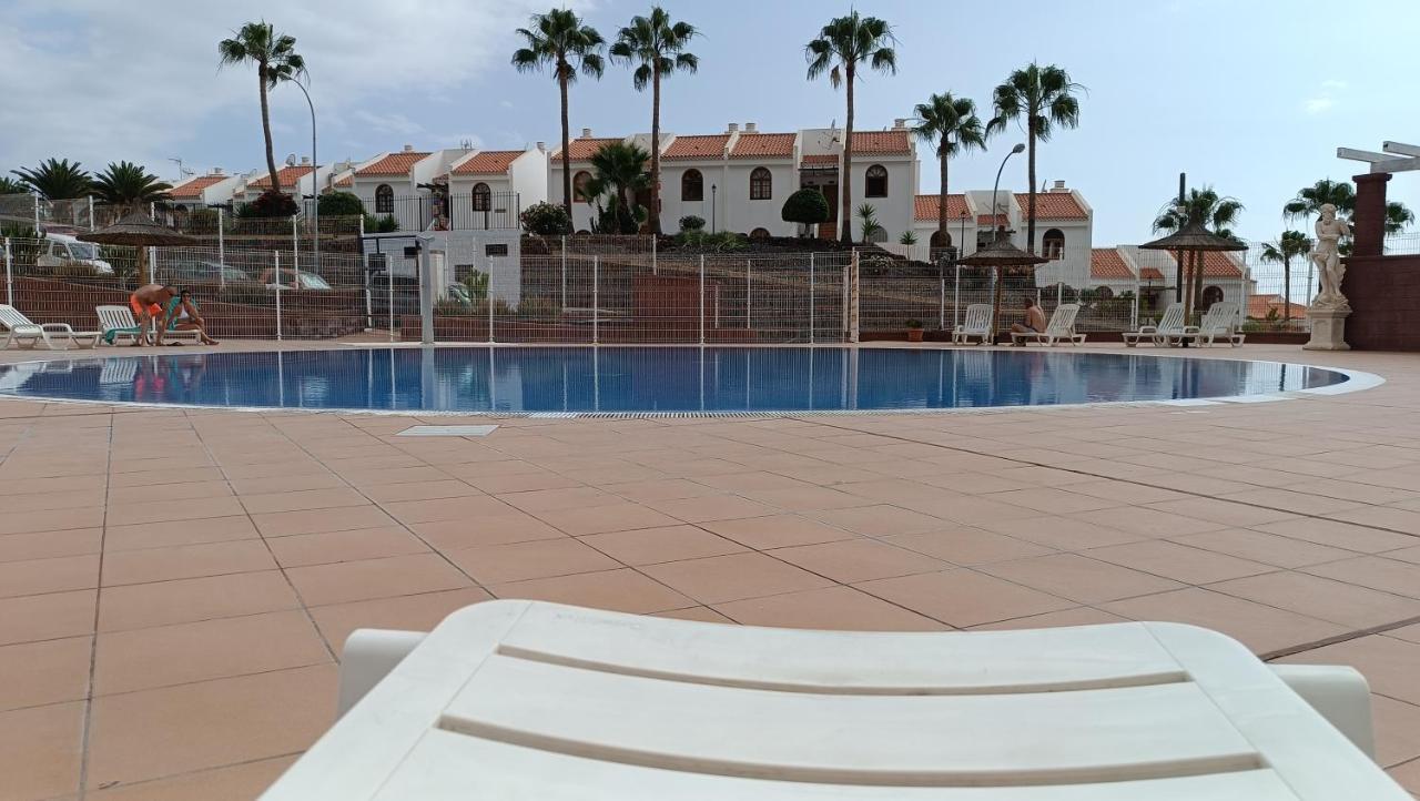 Villas Canarias Calle Madrid Costa Adeje  Exterior photo